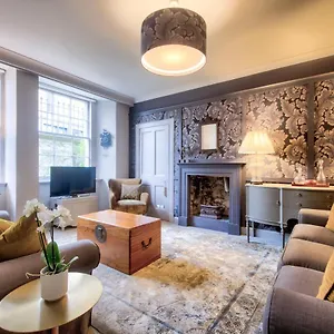 Hamilton Place - Beautiful And With Private Entrance Sleeps 4 Edinburgh